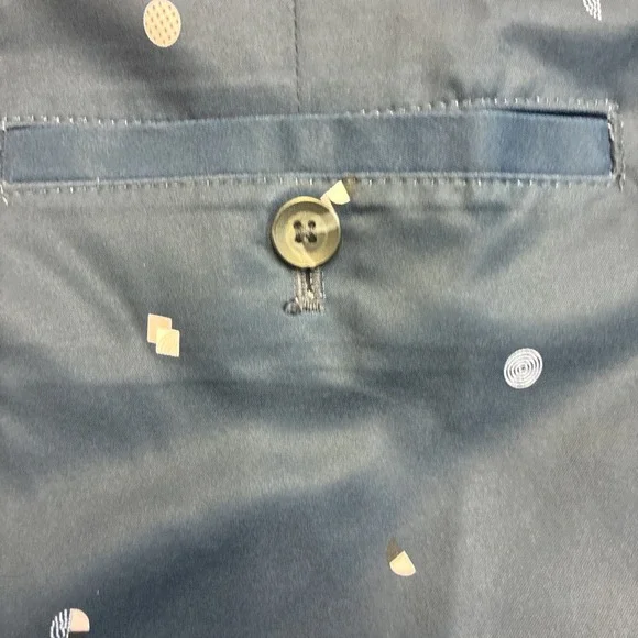 Walter Hagen Perfect 11 Golf Shorts Size 36 - Picture 9 of 10